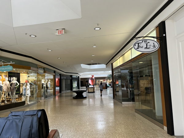 Lakeside Mall - July 22 2022